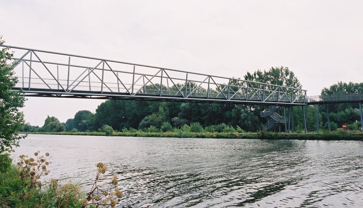 Brücke über den Schleusenkanal, Ratisbonne 