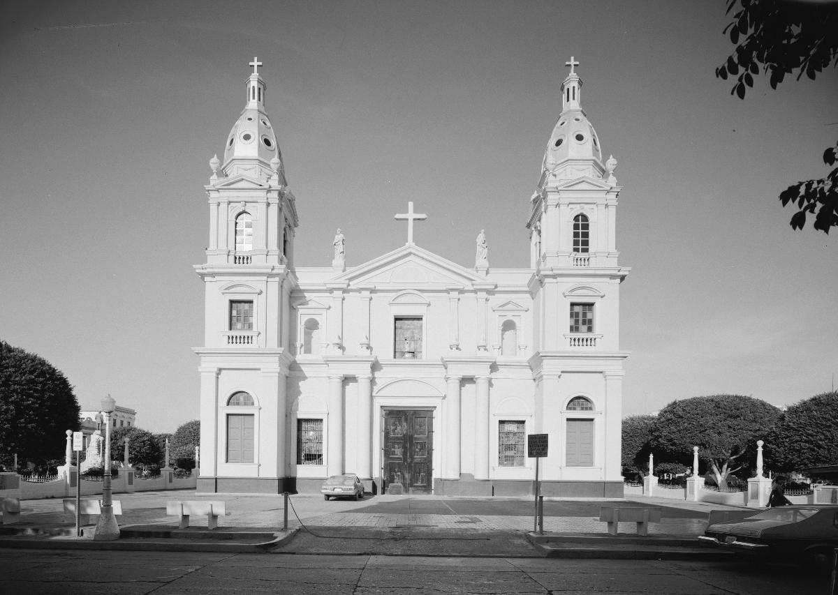 Cathédrale Notre-Dame-de-la-Guadeloupe 