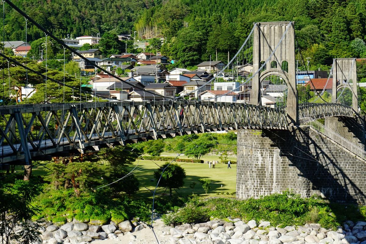 Momosuke Bridge 
