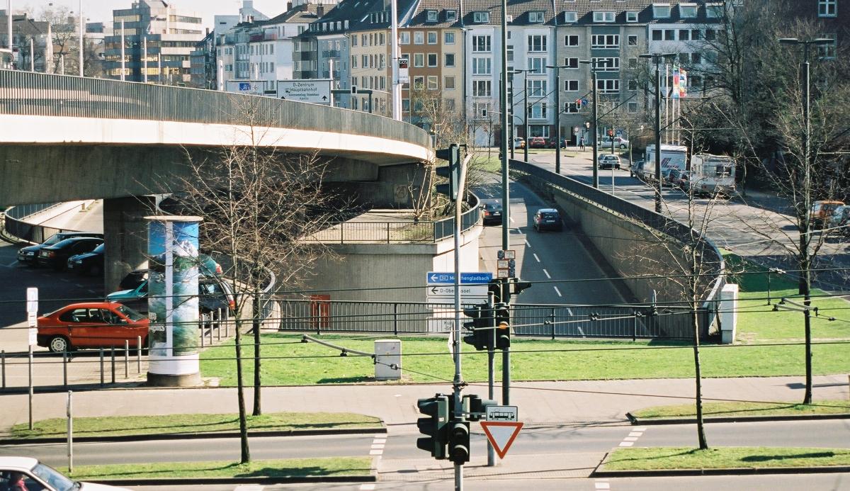 Rheinufertunnel, Düsseldorf 