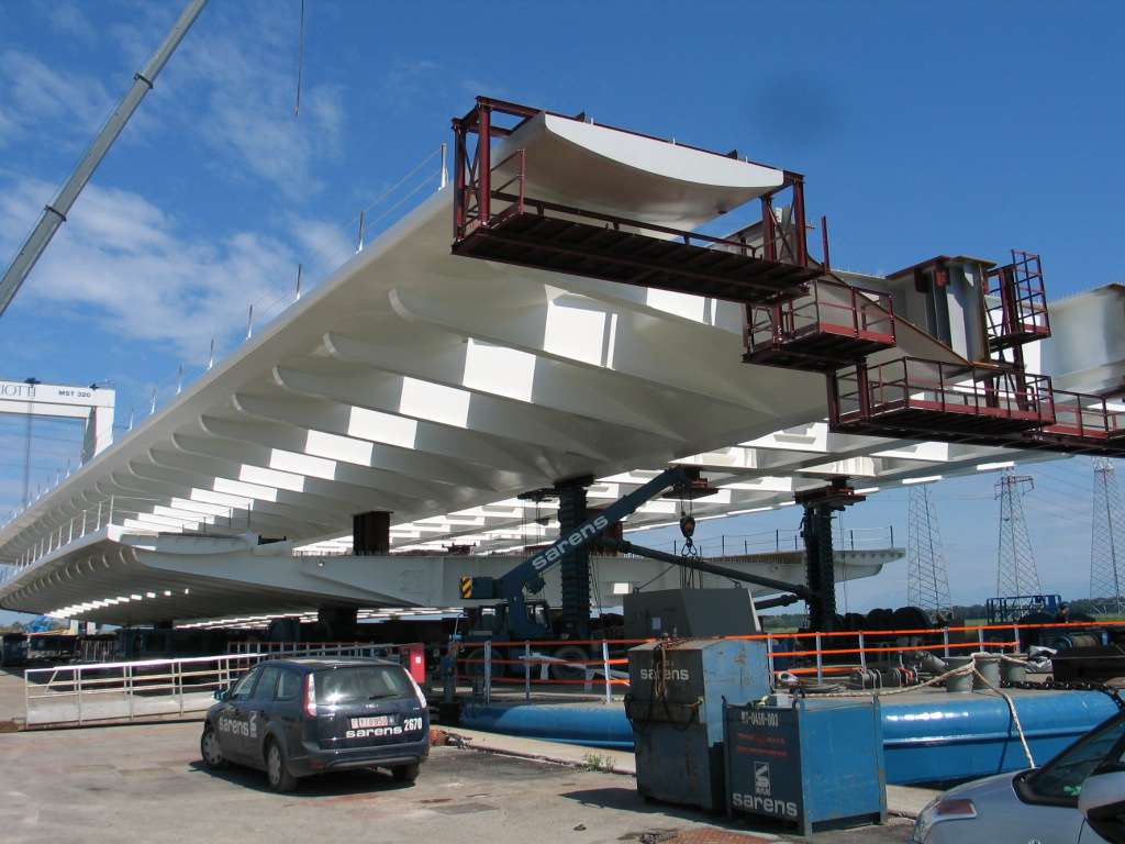 Pont Jacques-Chaban-Delmas 