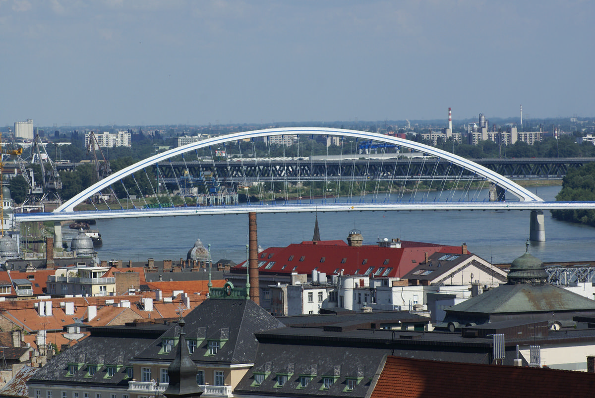 Apollo-Brücke über die Donau in Bratislava 