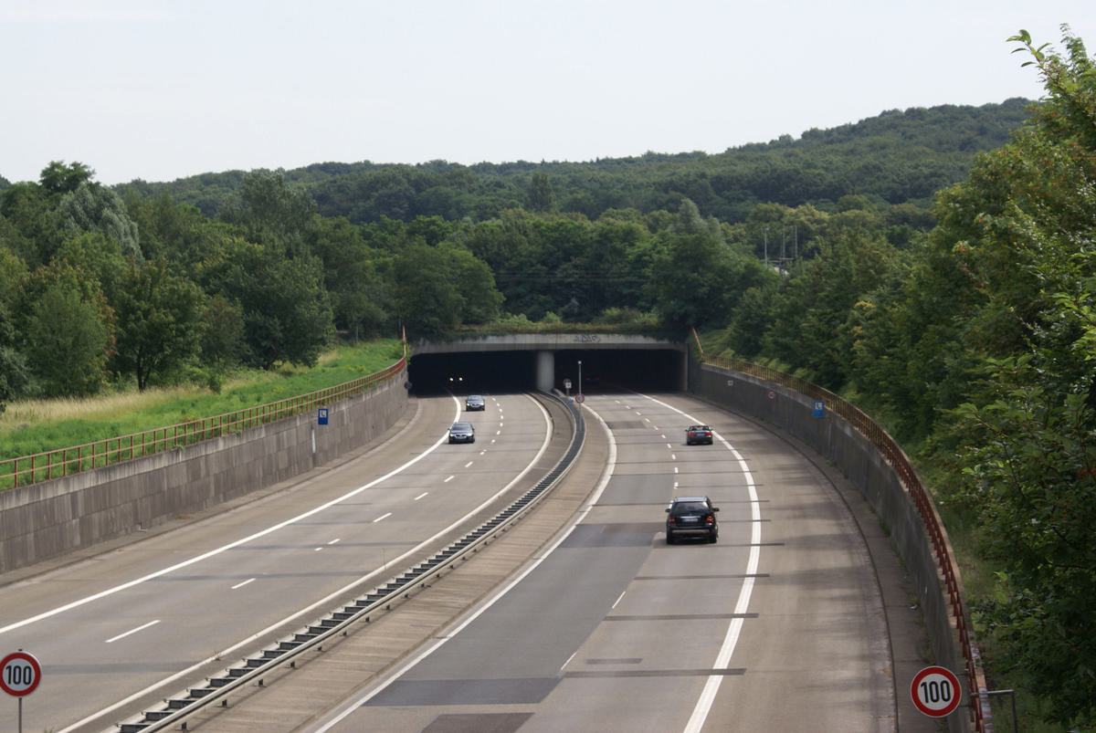A 44, Tunnel Reichswaldallee 