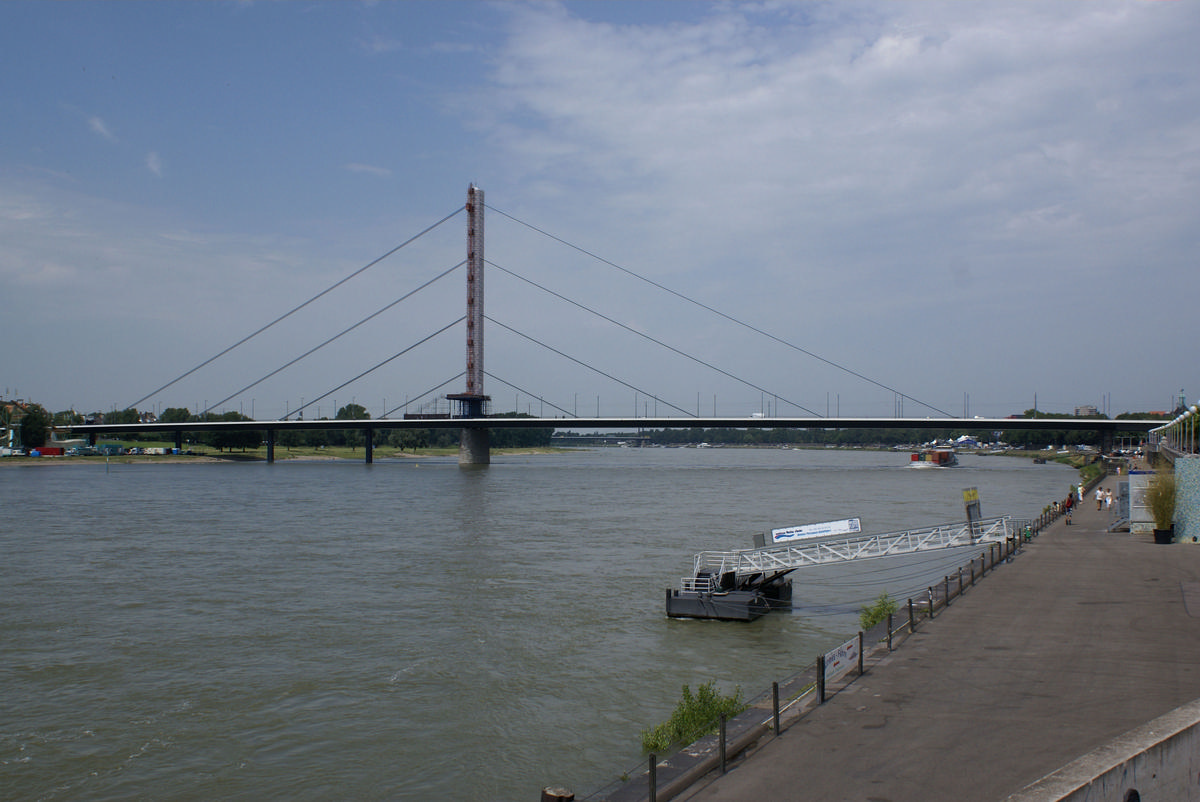 Oberkasseler Brücke, Düsseldorf 