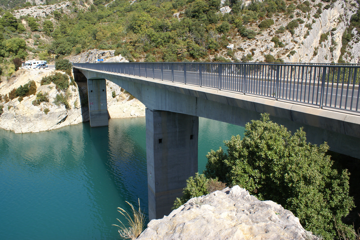 Bridge at the end of the Grand Canyon of the Verdon River 