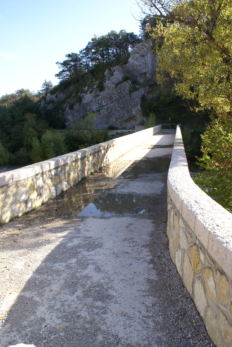 Pont de Carajuan sur le Verdon 