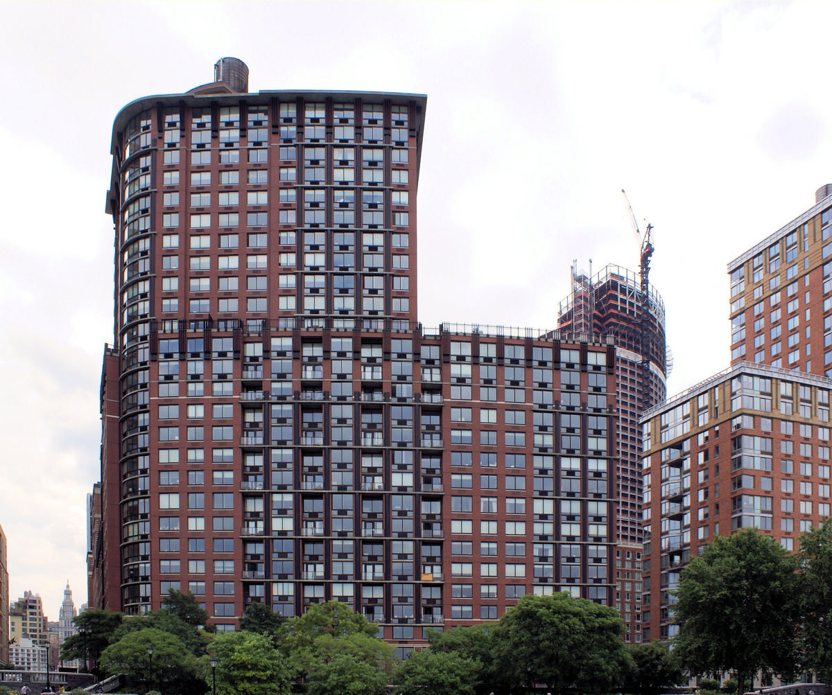 Tribeca Park Apartments 