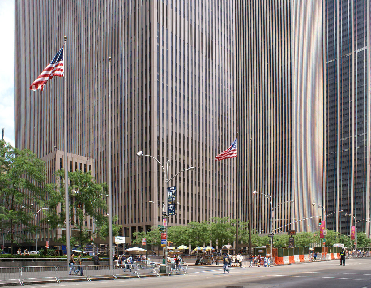 Rockefeller Center – McGraw-Hill Building 