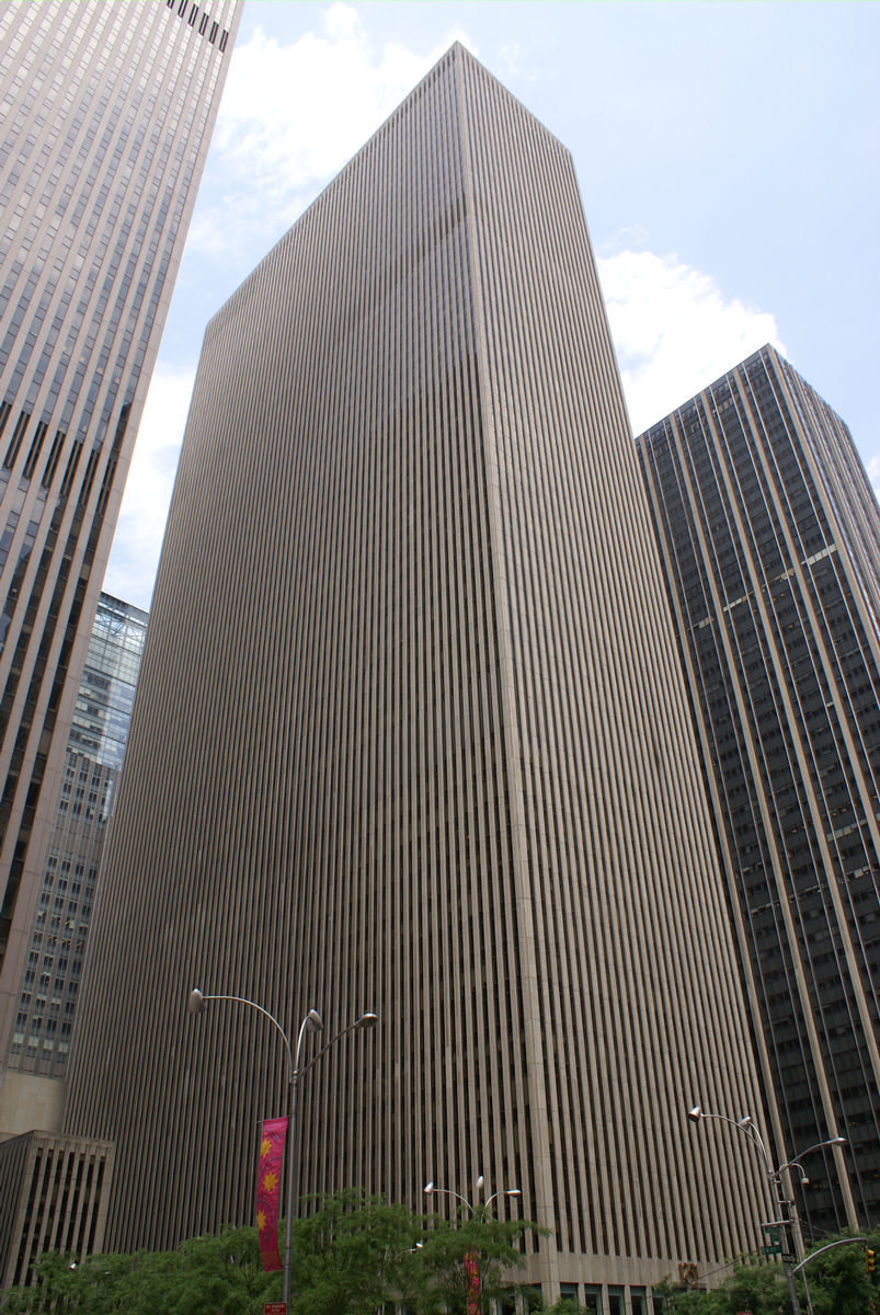 Rockefeller Center – 1251 Avenue of the Americas 