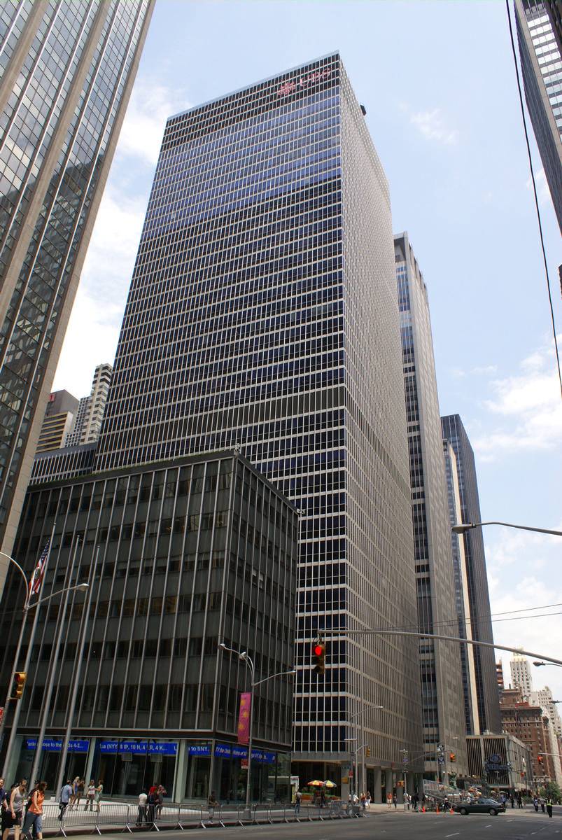 1285 Avenue of the Americas 
