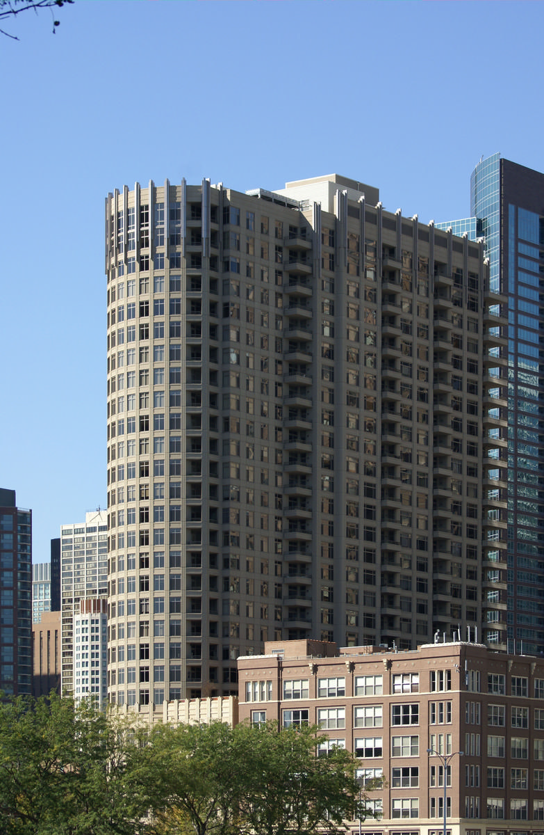 530 North Lake Shore Drive 