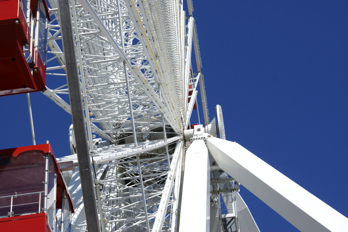 Structurae [en]: Navy Pier Ferris Wheel