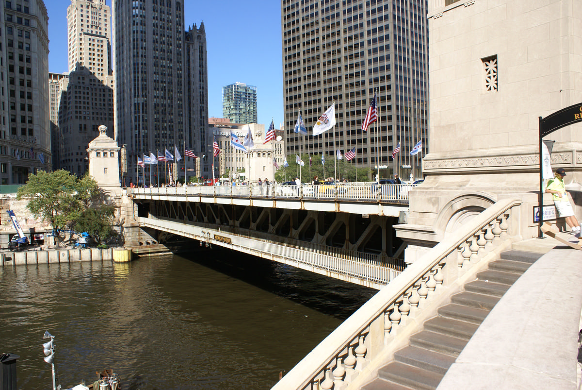 Michigan Avenue Bridge 