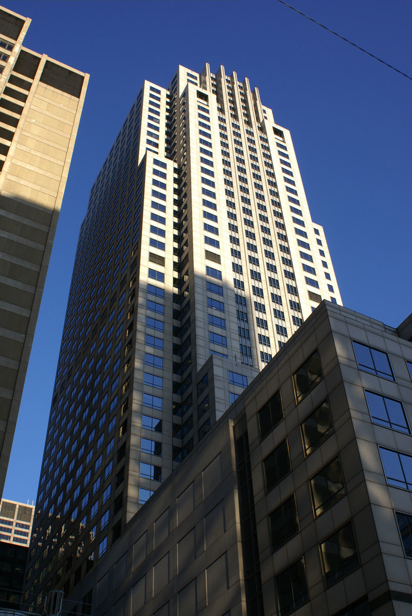Heller International Building 