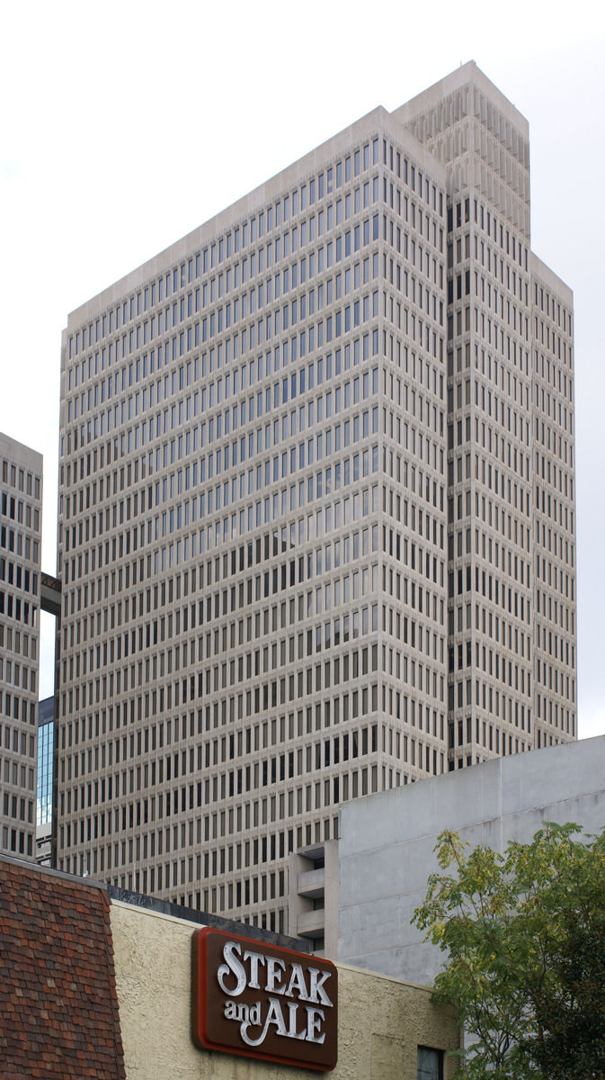 Peachtree Center – Harris Tower 