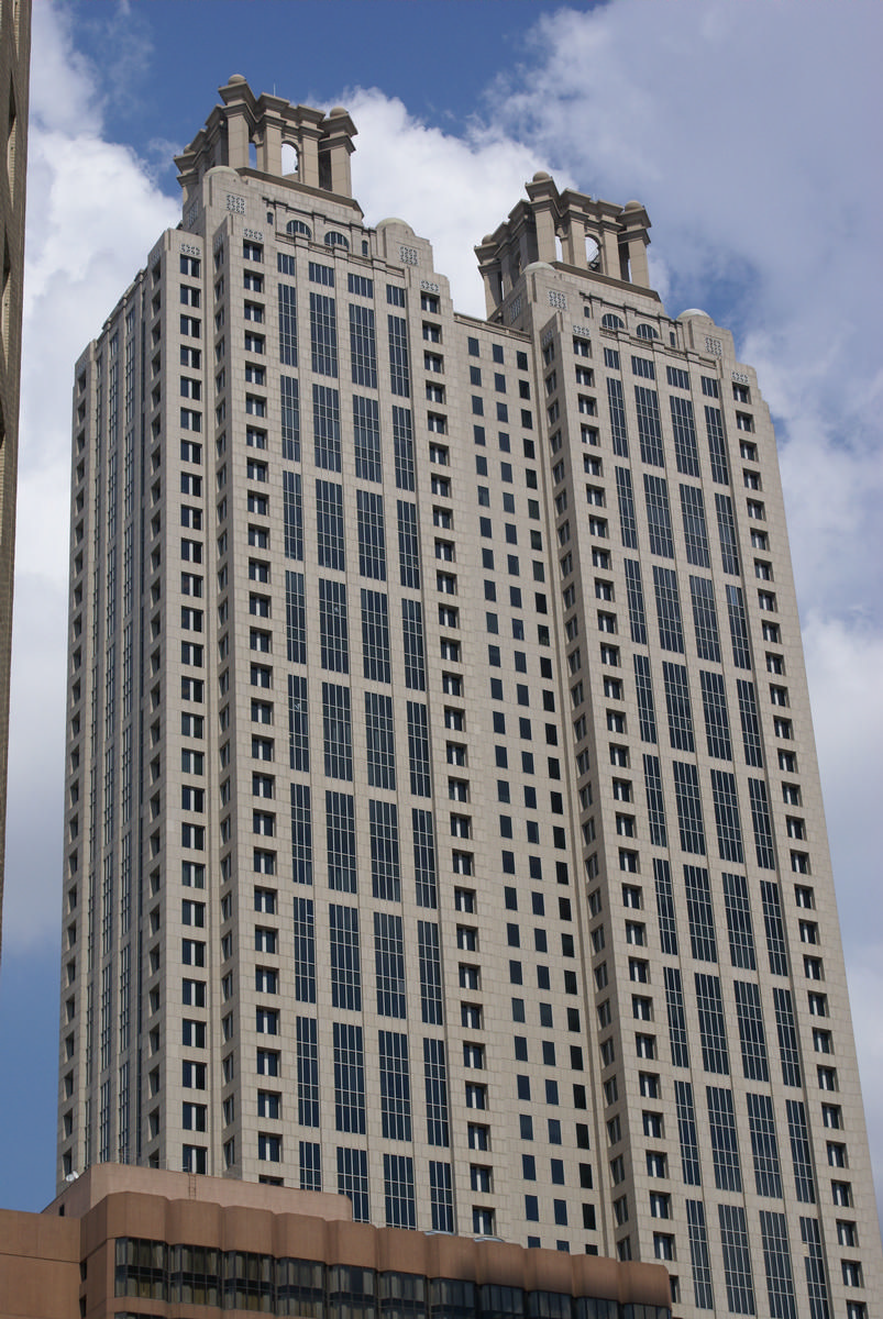 191 Peachtree Tower 