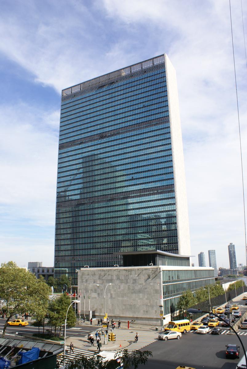Hauptgebäude der Vereinten Nationen & Dag Hammarskjöld Library 