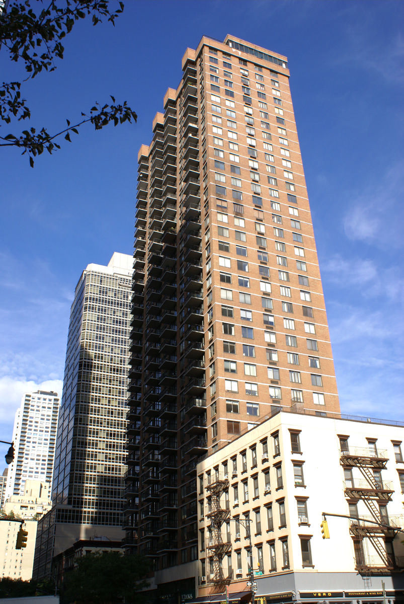 Connaught Tower Condominiums 