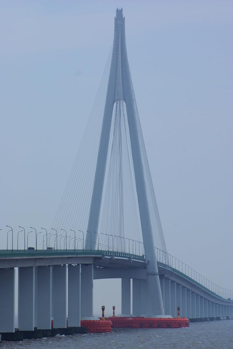 Pont sur la baie de Hangzhou 