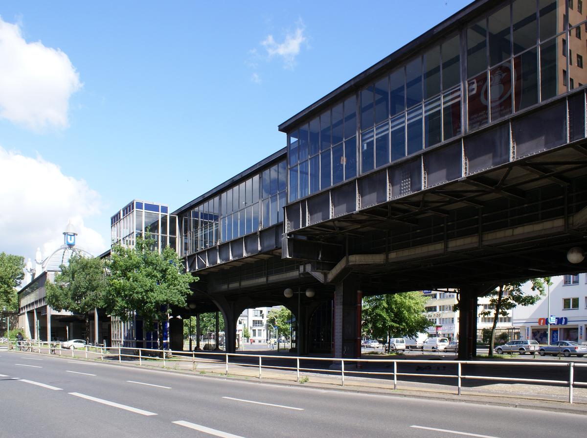 Nollendorfplatz Elevated Metro Station 