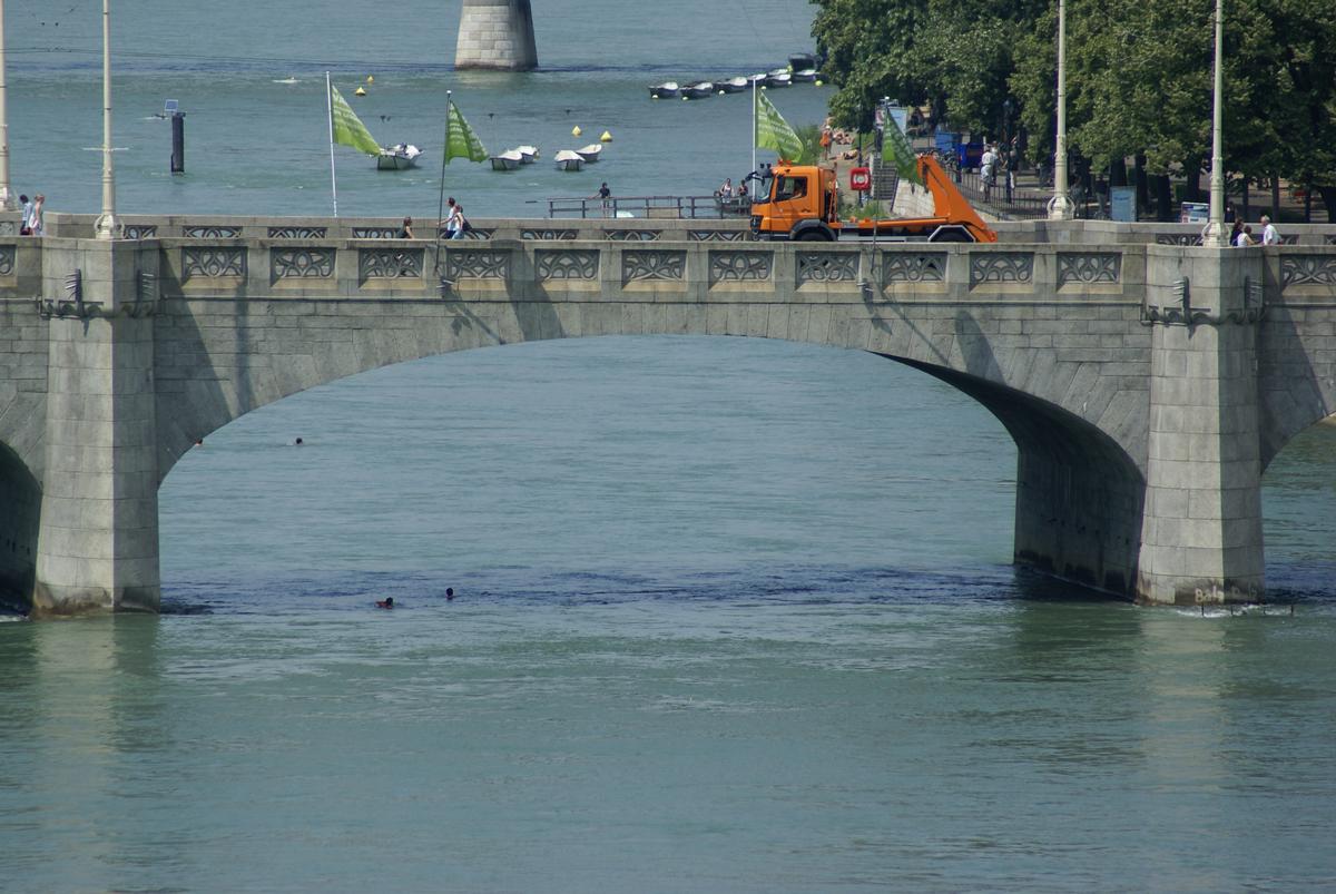 Mittlere Rheinbrücke 