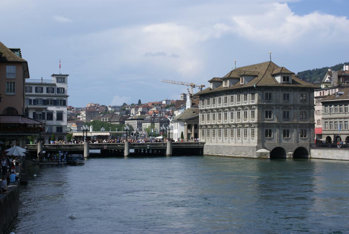 Rathausbrücke – Hôtel de ville (Zurich) 