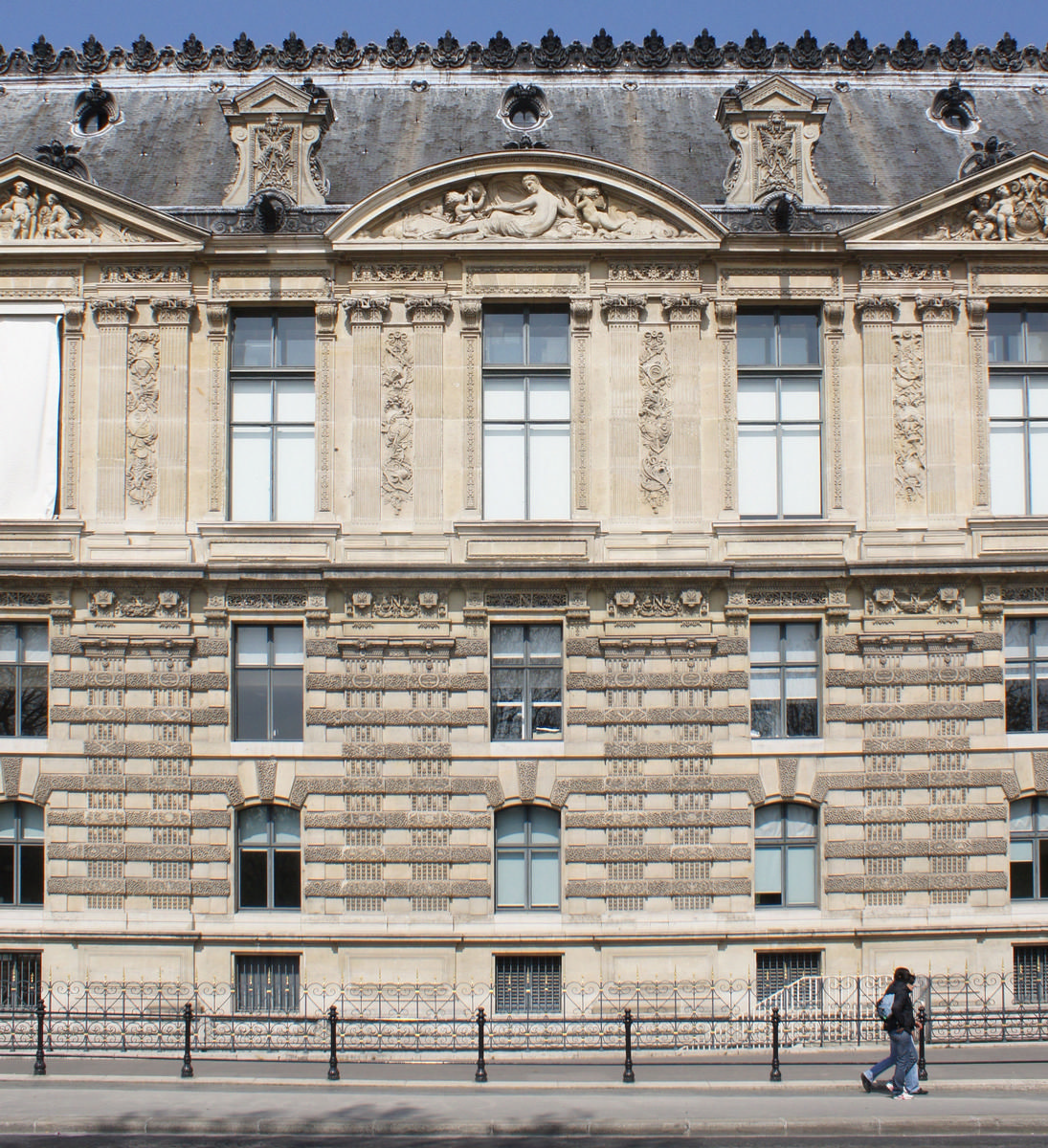 Palais du Louvre - façade sur Seine 