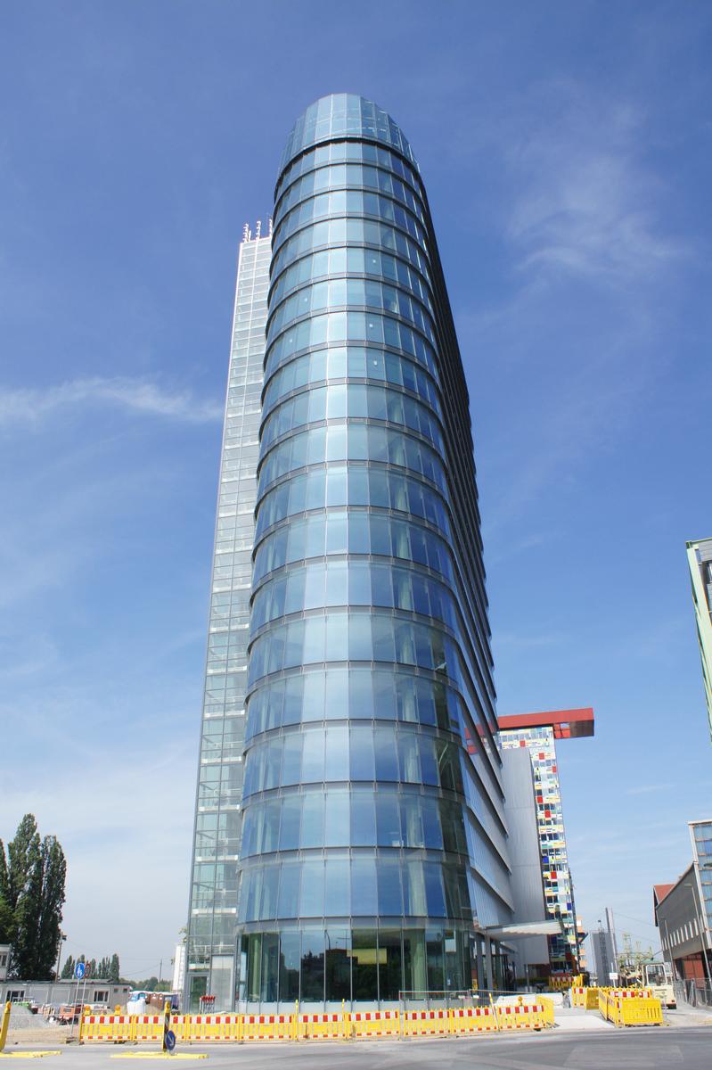 Medienhafen Düsseldorf – SIGN! 