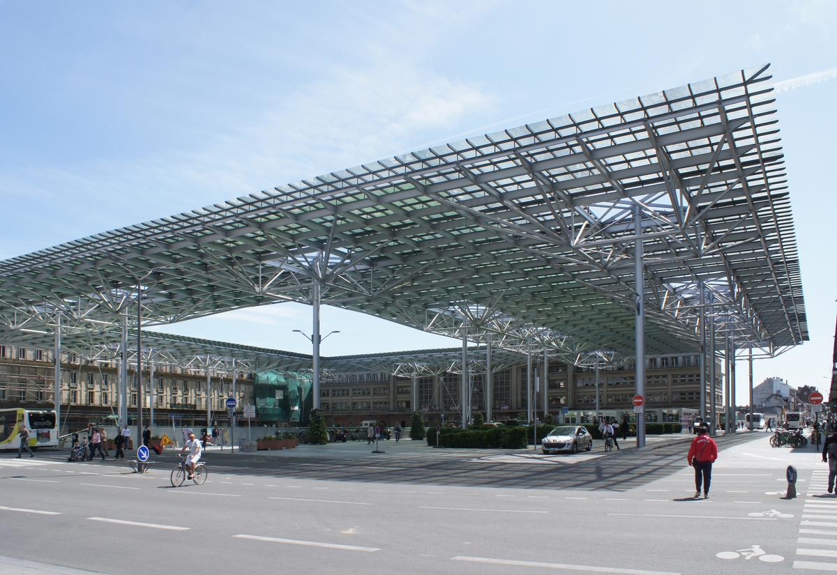 Glasdach am Bahnhof Amiens 