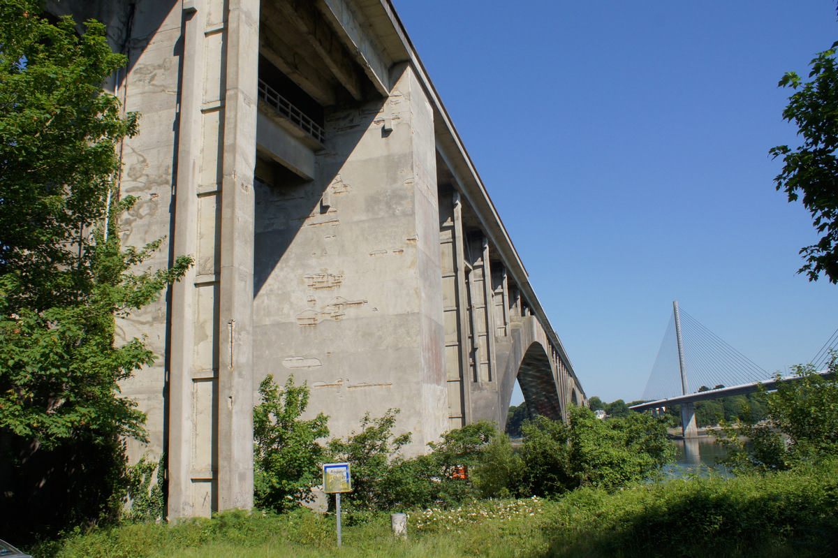 Albert-Louppe-Brücke 