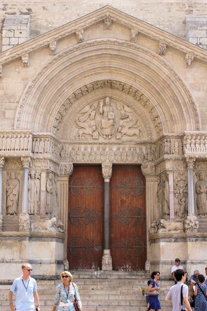 Kathedrale Saint-Trophime 