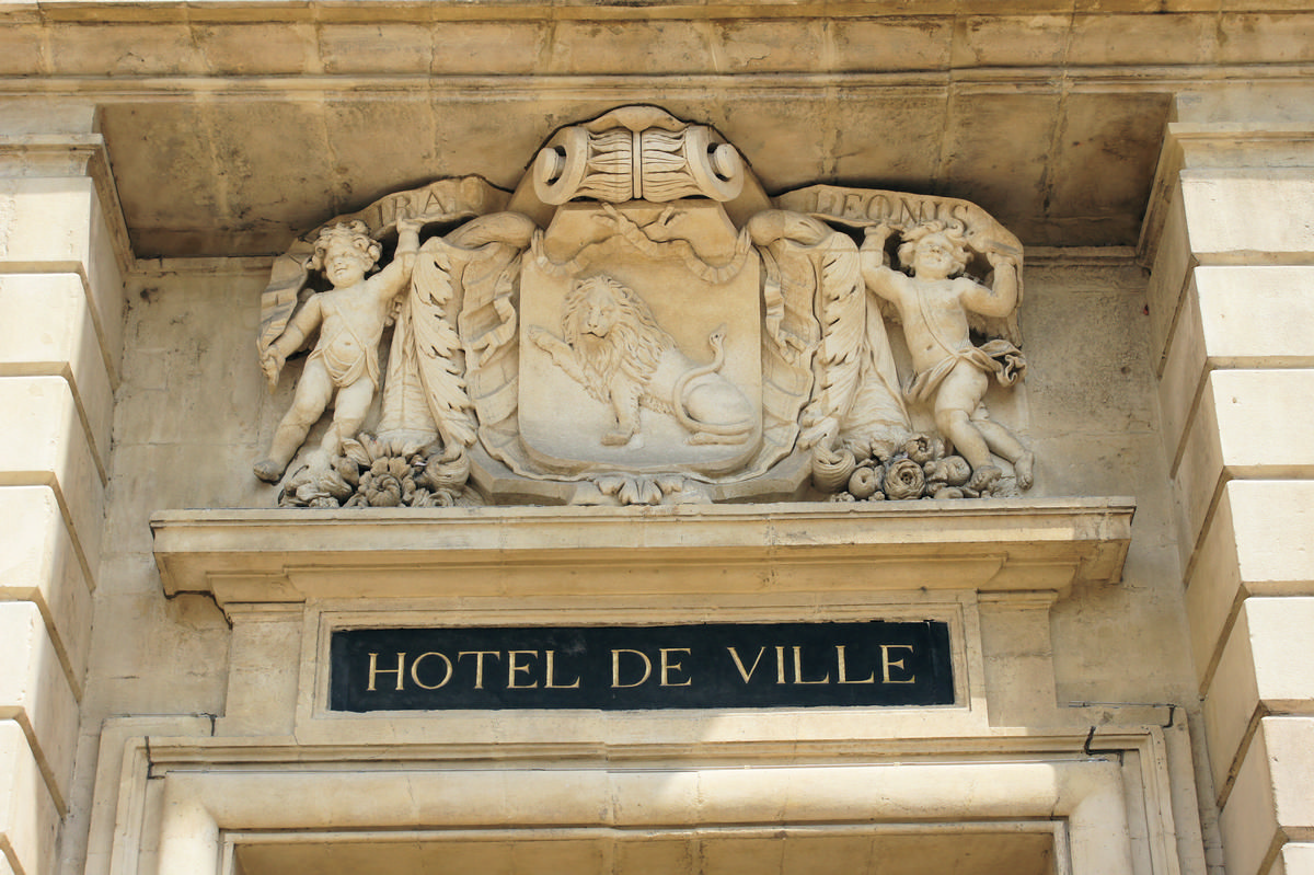 Hôtel de ville (Arles) 