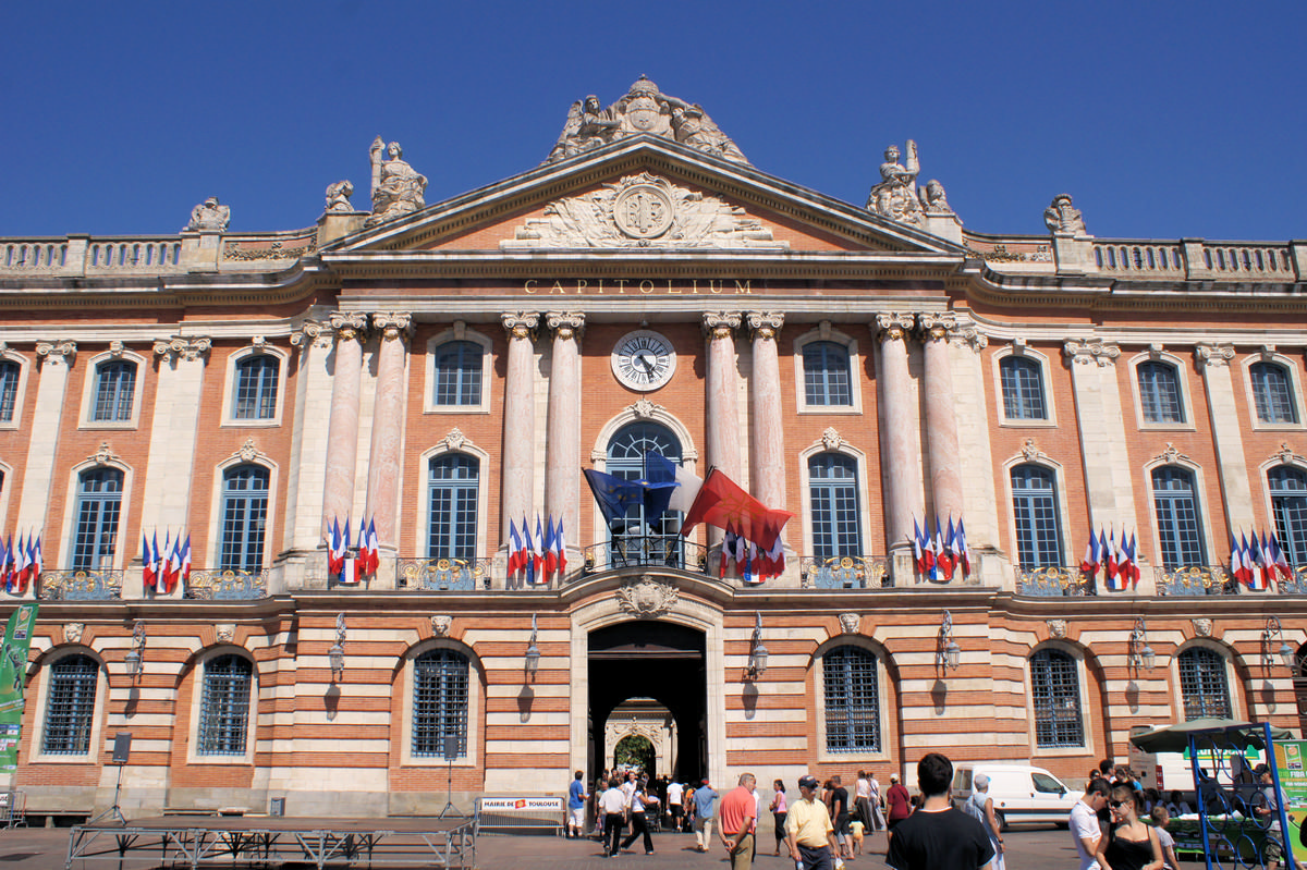 Place du Capitôle (Toulouse) | Structurae