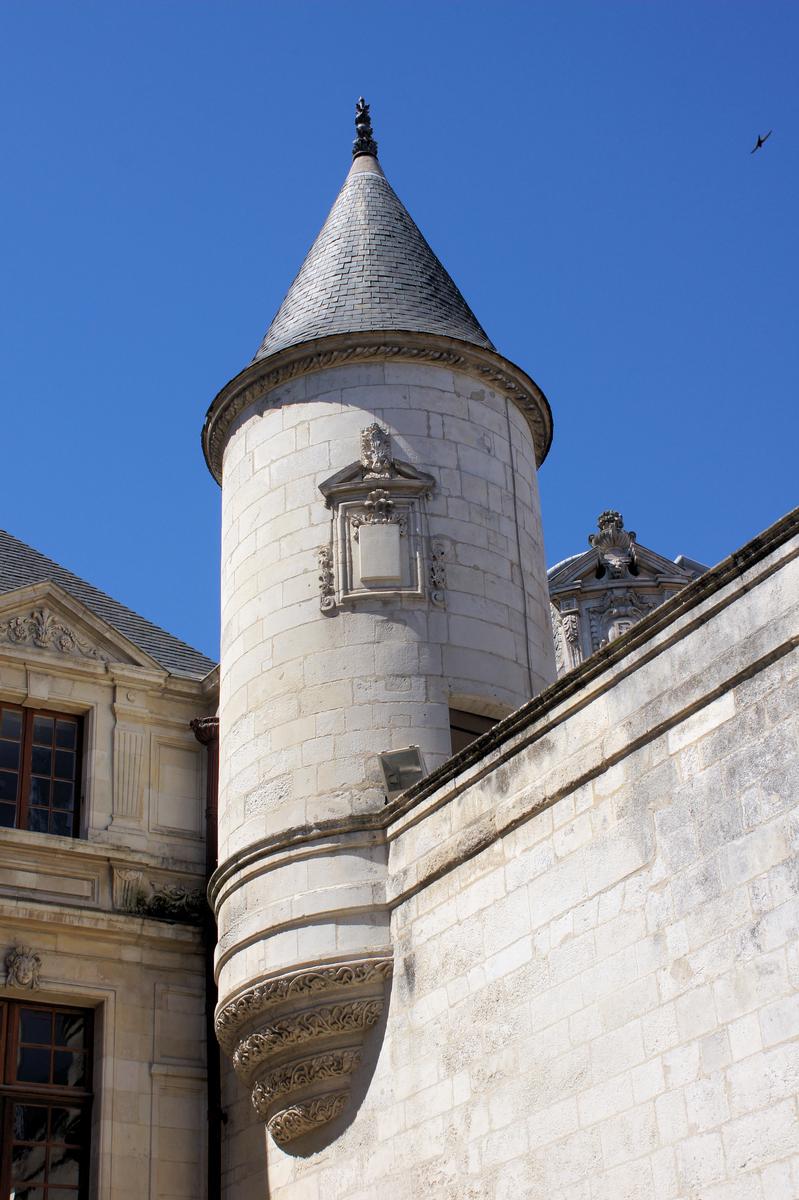 La Rochelle City Hall 