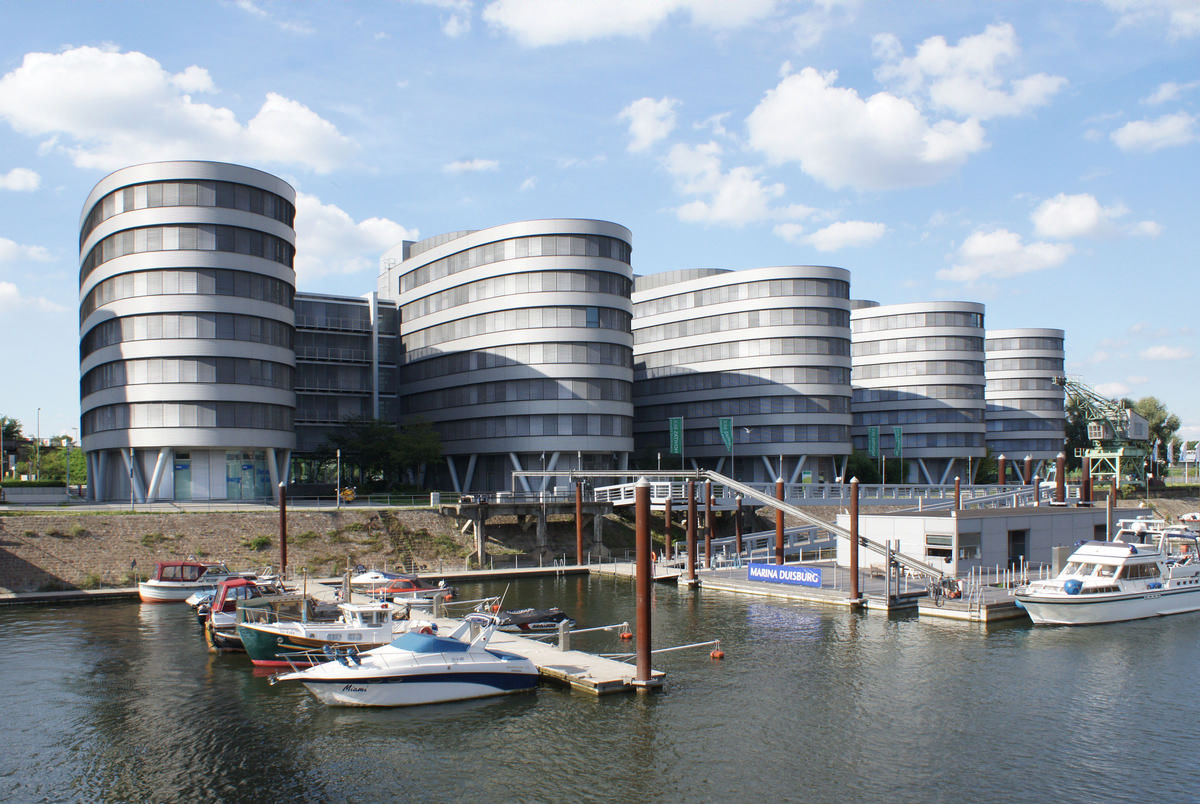 Innenhafen – Five Boats 