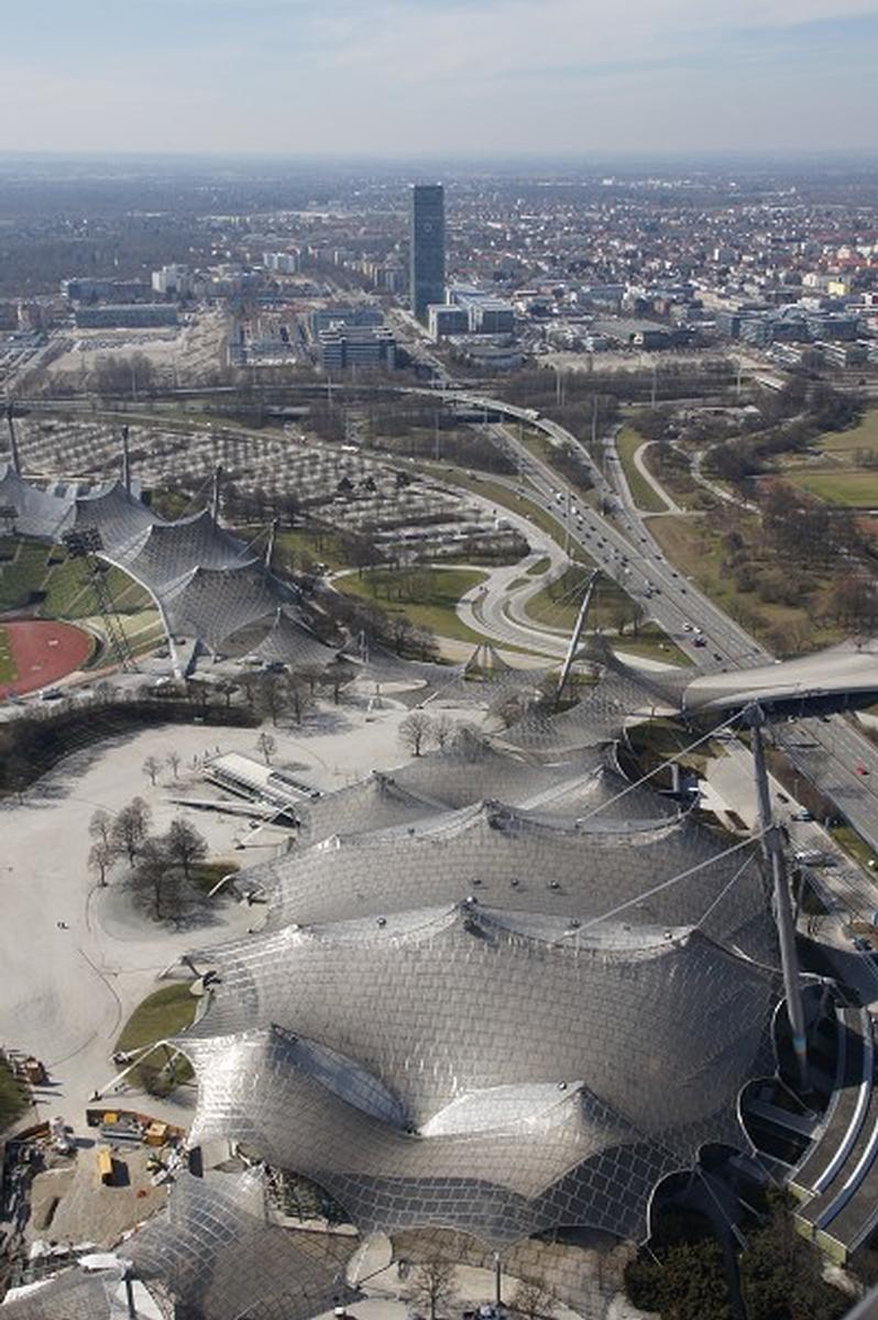 Roof over the buildings of the Olympic Park – Olympiahalle 