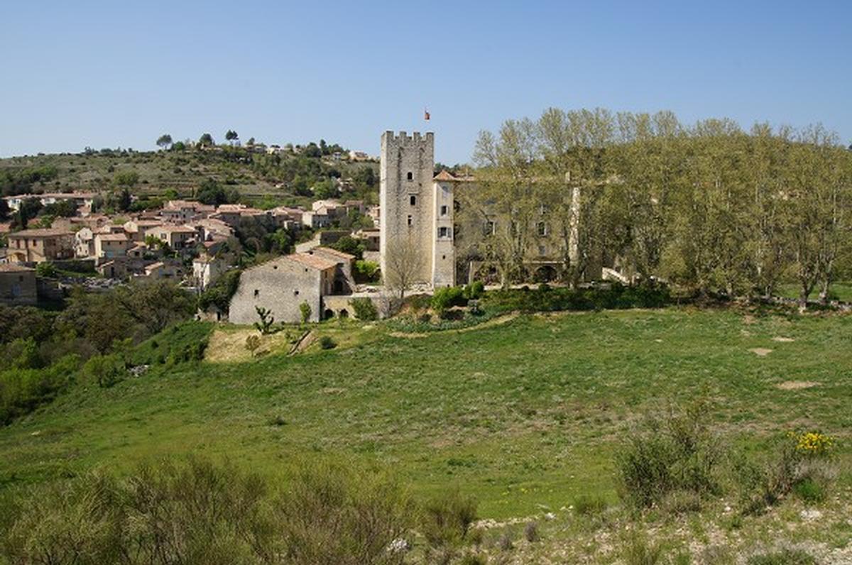 Esparron-de-Verdon Castle 