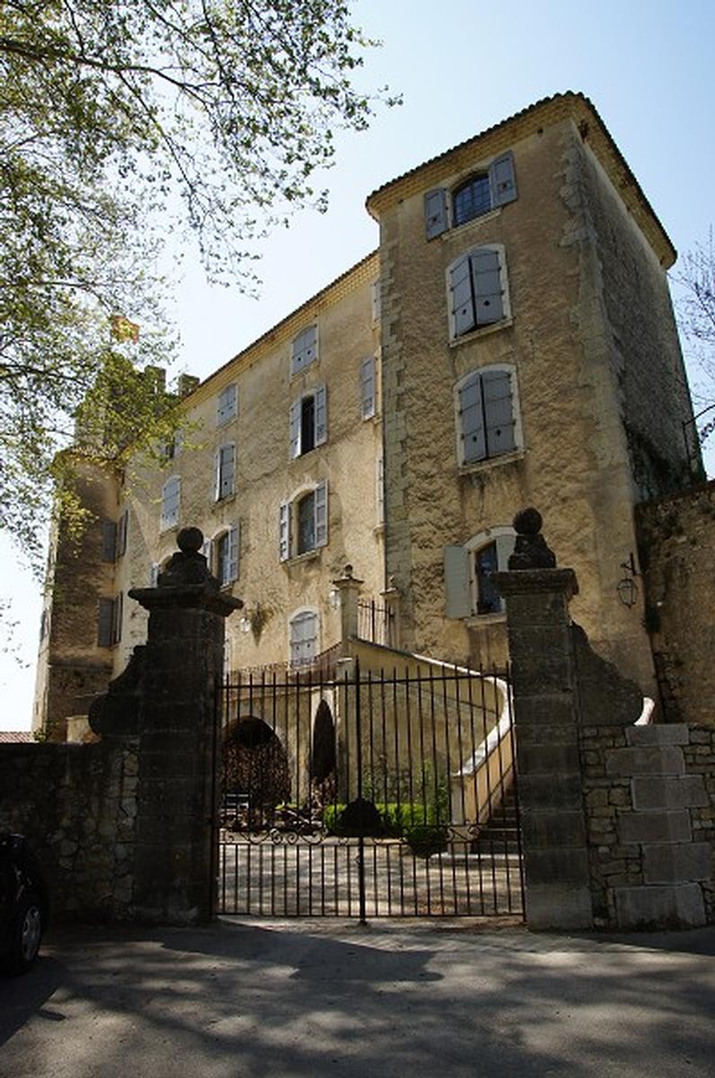 Esparron-de-Verdon Castle 