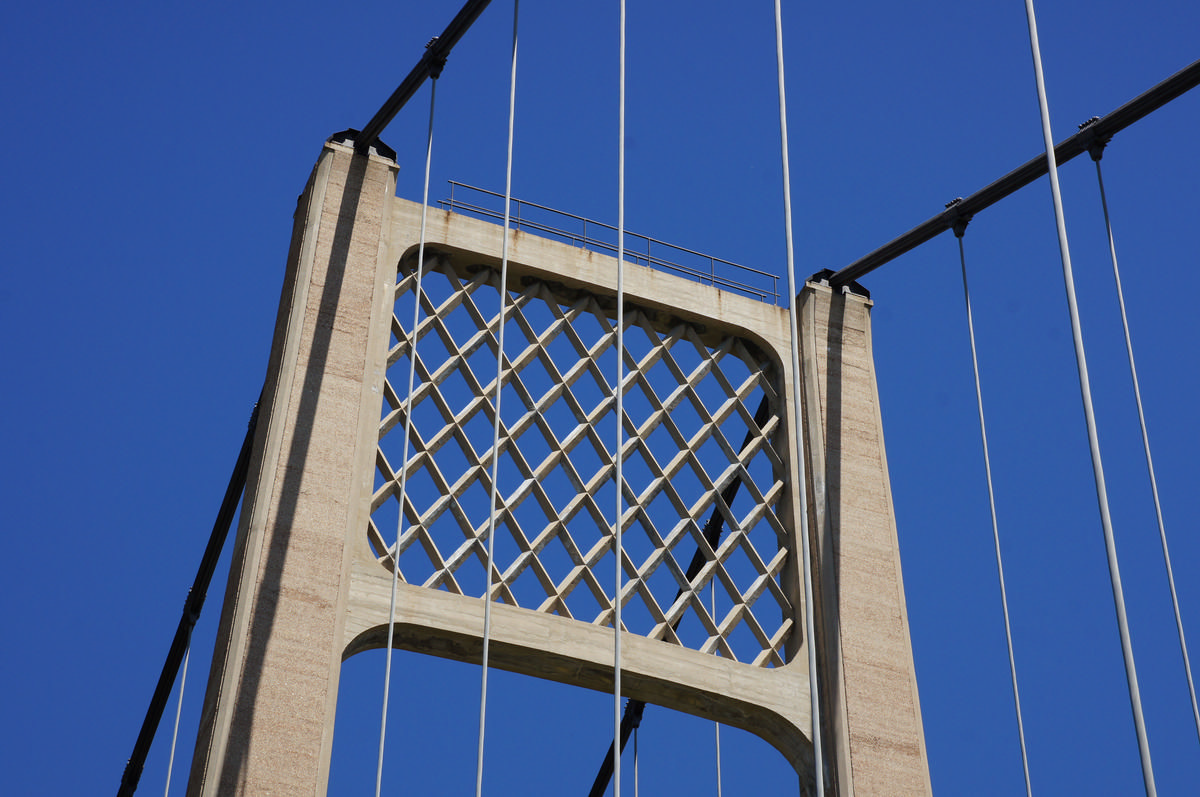 Rognonas Suspension Bridge 
