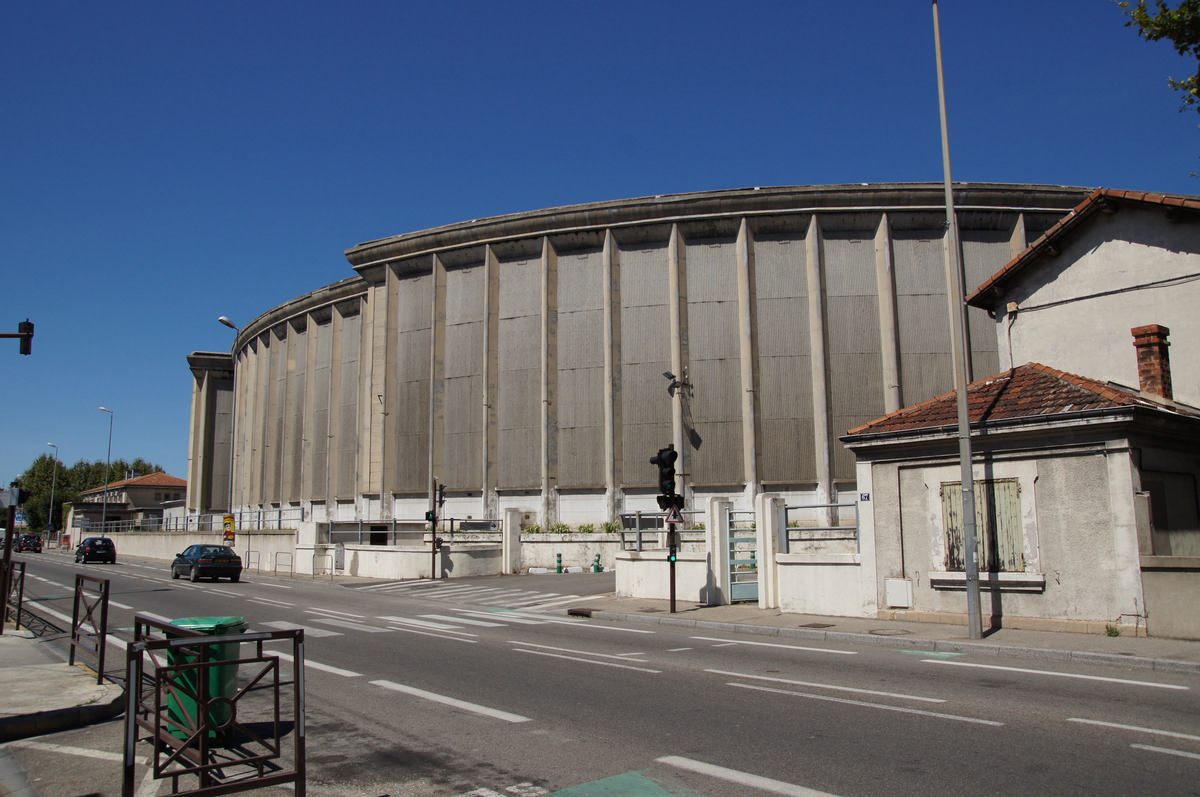 Lokomotivhalle in Avignon 