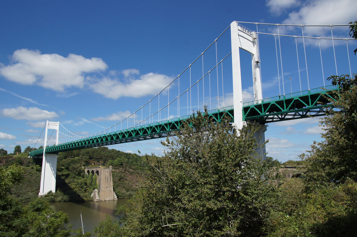 La Roche-Bernard Suspension Bridge 