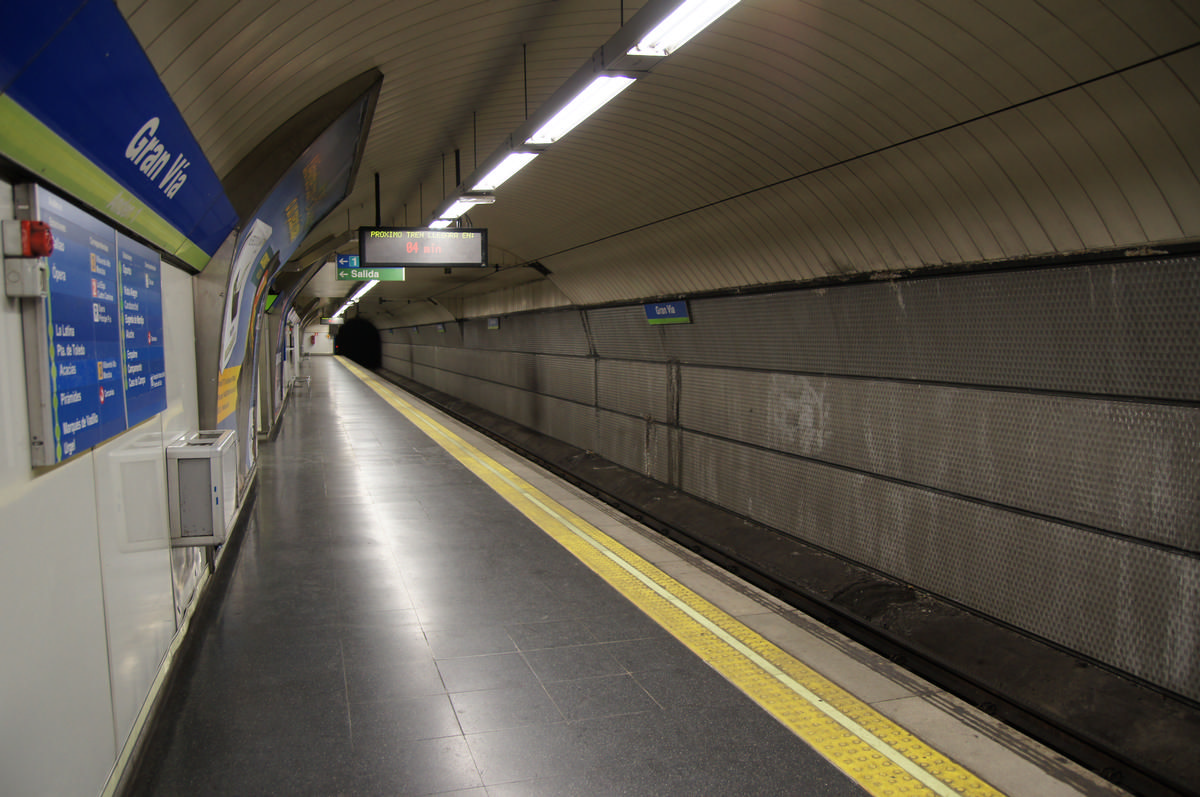 Madrid Metro – Gran Vía Metro Station 