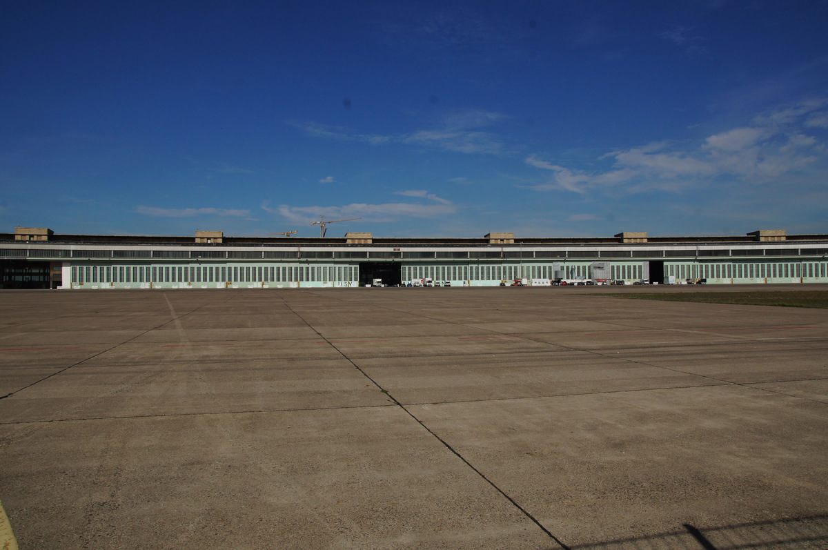 Berlin-Tempelhof Airport – Tempelhof Airport Building 