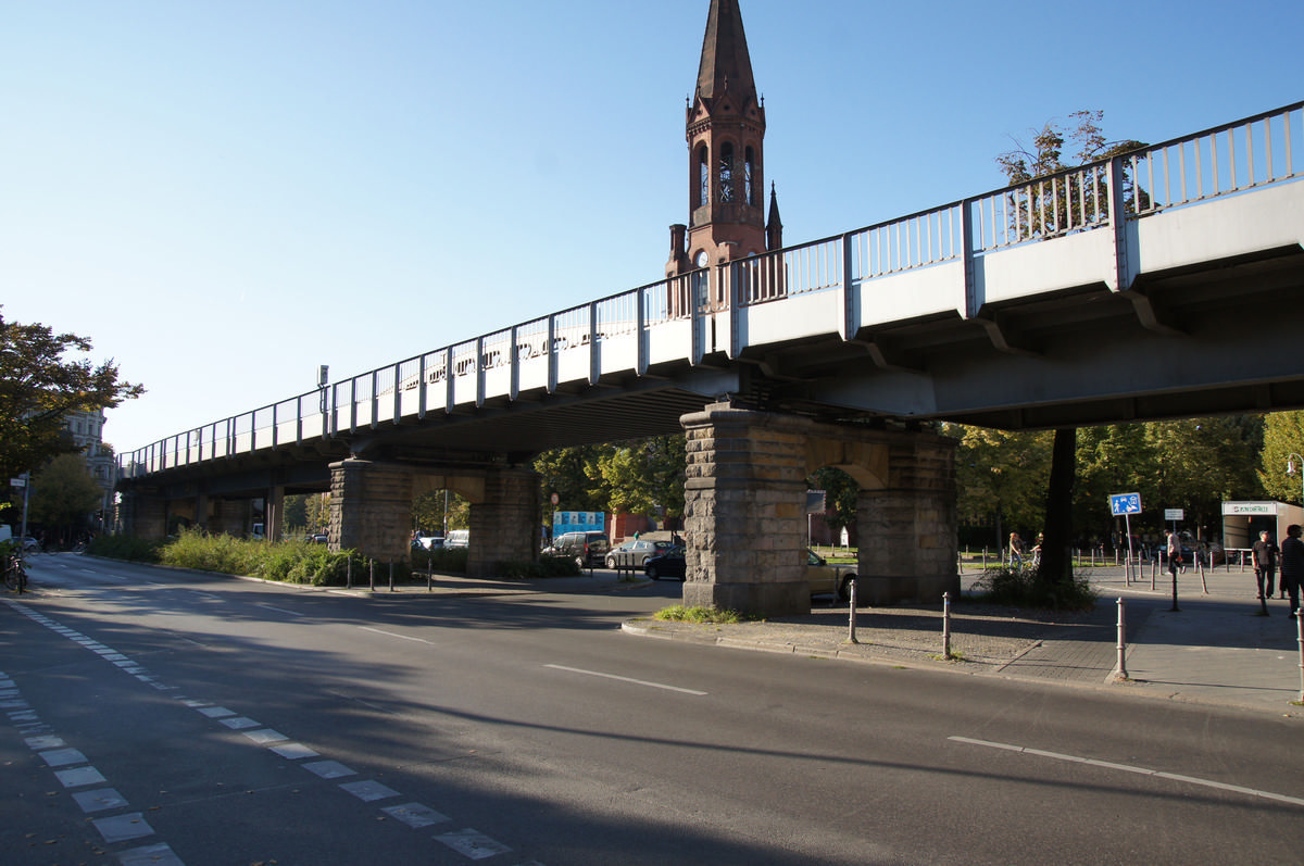 Hochbahnbrücke Görlitzer Straße 
