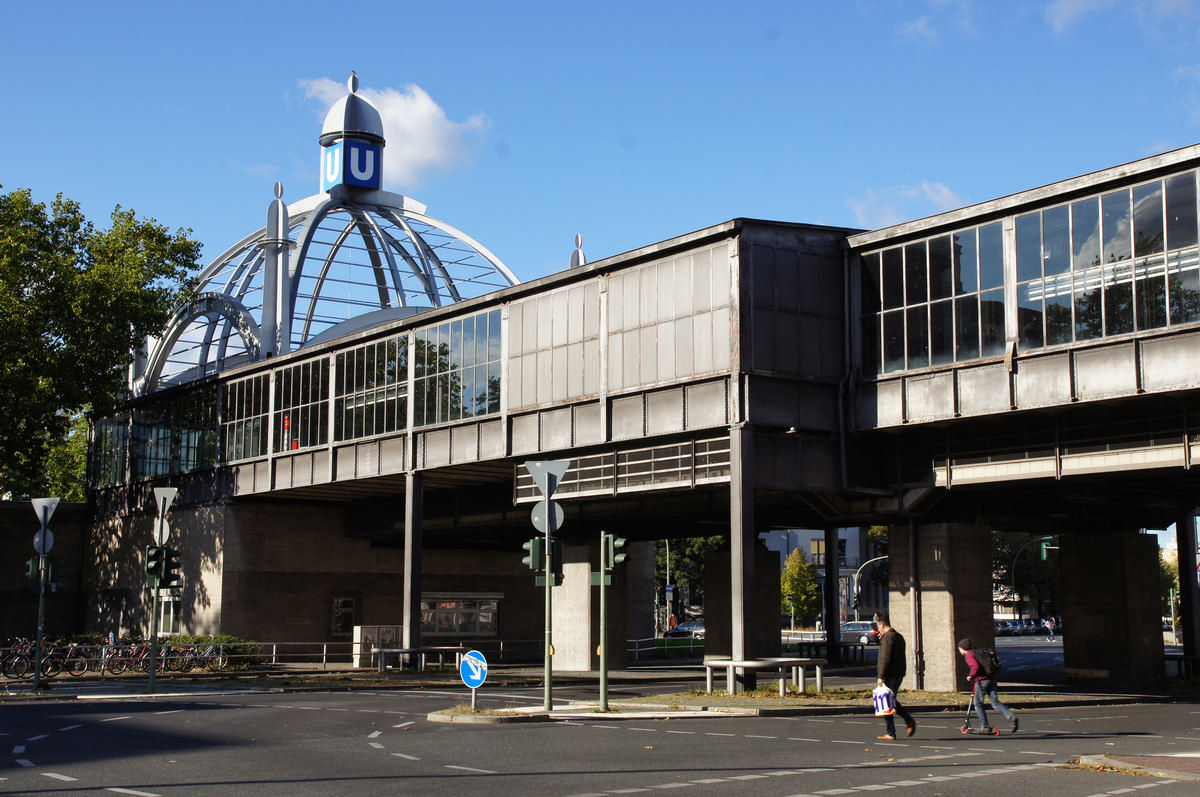 Hochbahnhof Nollendorfplatz 
