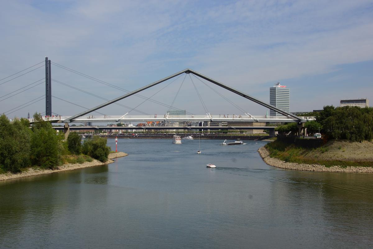 Hafenbrücke Düsseldorf 