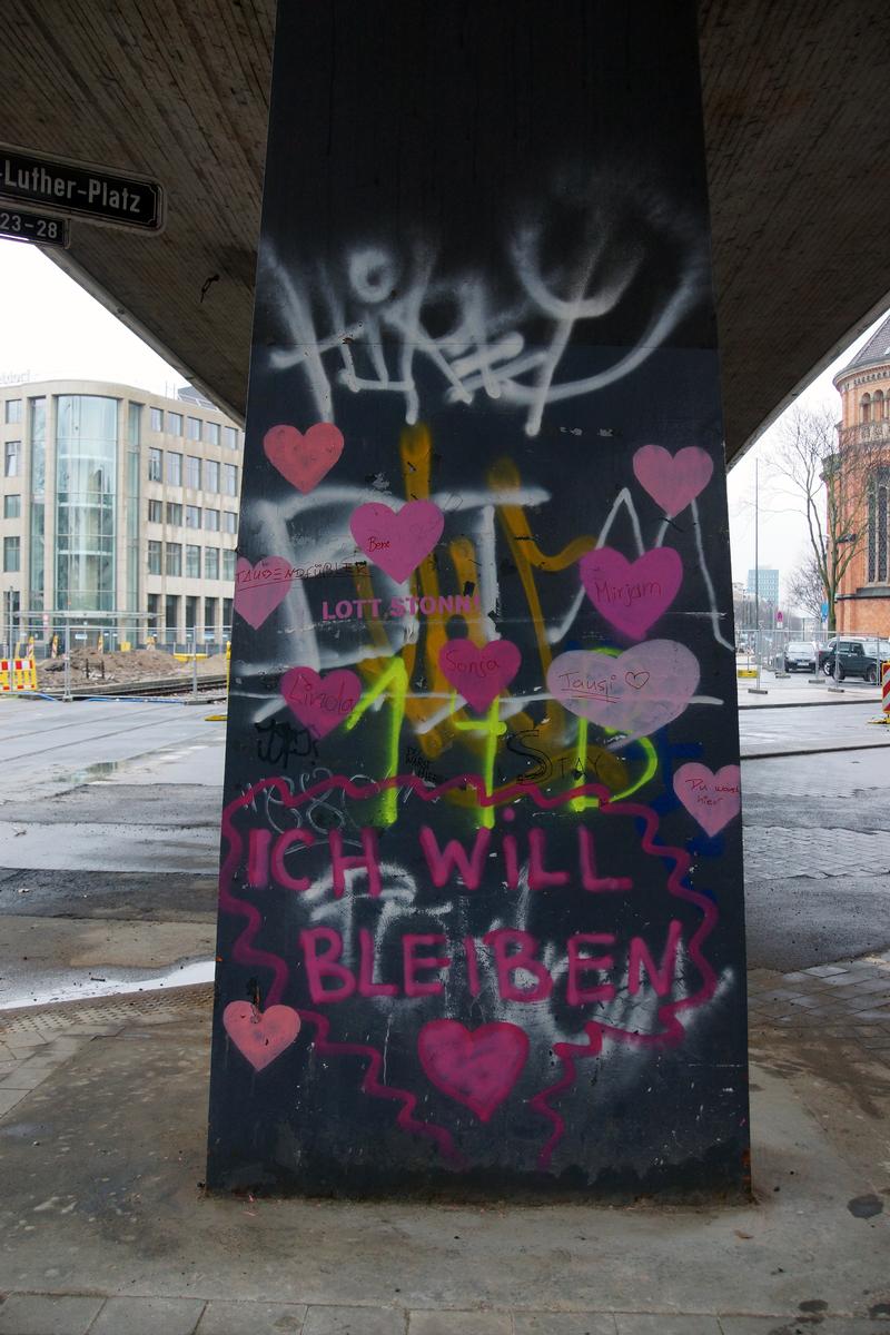 Abriss der Hochstraße Jan-Wellem-Platz in Düsseldorf 