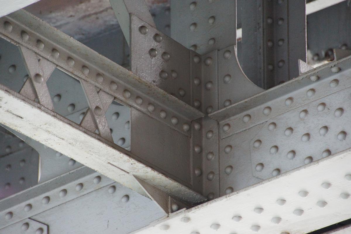 Kitchener-Eisenbahnbrücke 