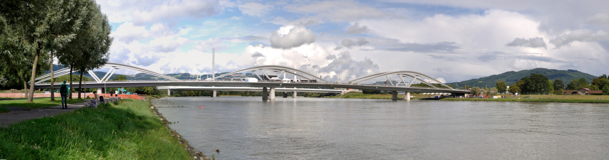 Linz Rail Bridge 