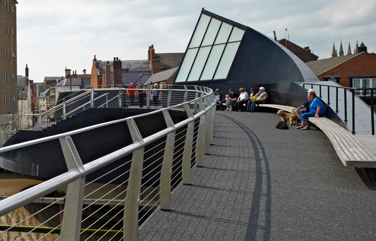 Scale Lane Swing Bridge 